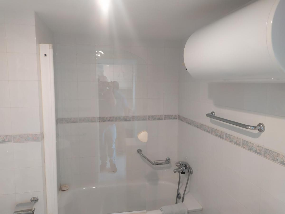 Carihuela Sea Views Apartment Torremolinos Luaran gambar