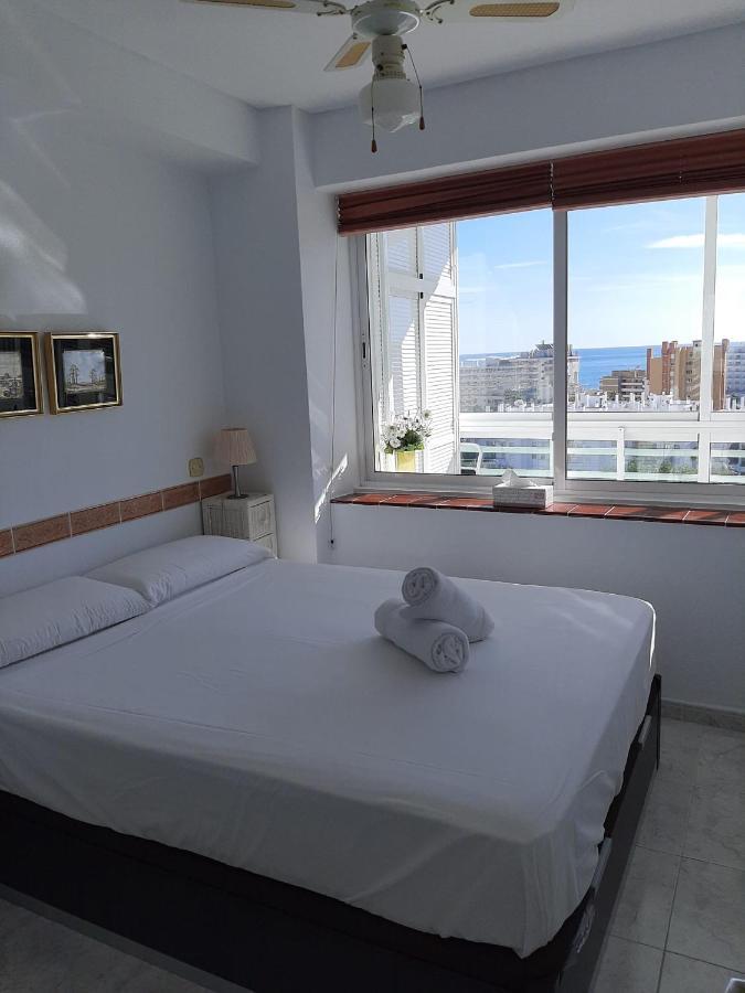 Carihuela Sea Views Apartment Torremolinos Luaran gambar